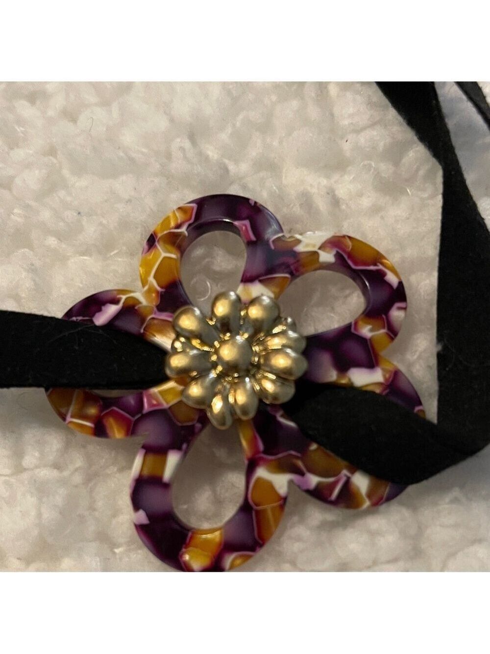 Elegant Floral Hair Accessory in Purple and Gold